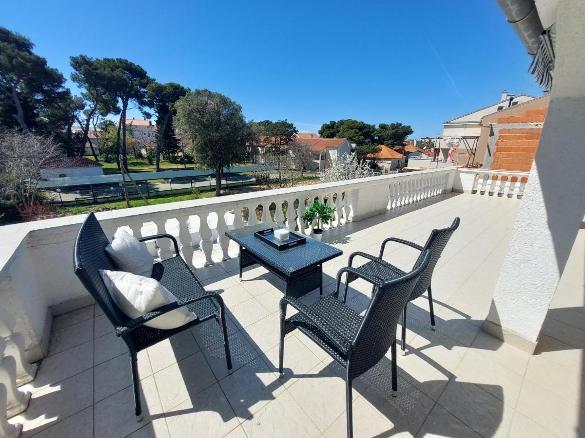 Casa Blanca, Biograd Na Moru 아파트 외부 사진